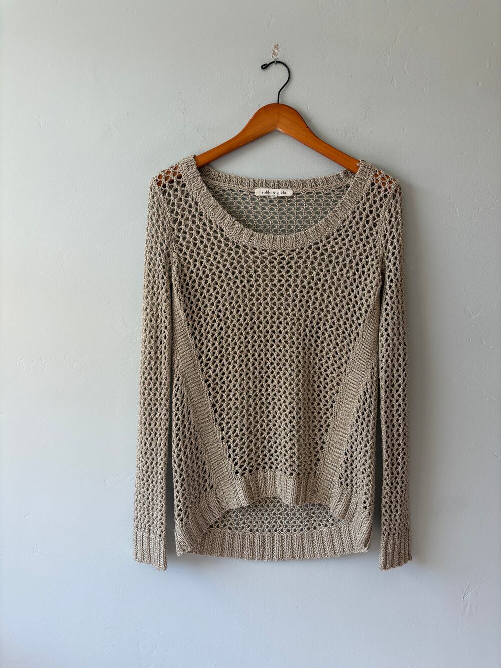 Robbi & Nikki Beige and Gold Shimmery Knit Sweater